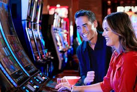 Meja Teen Patti dengan dealer langsung di studio idslot777